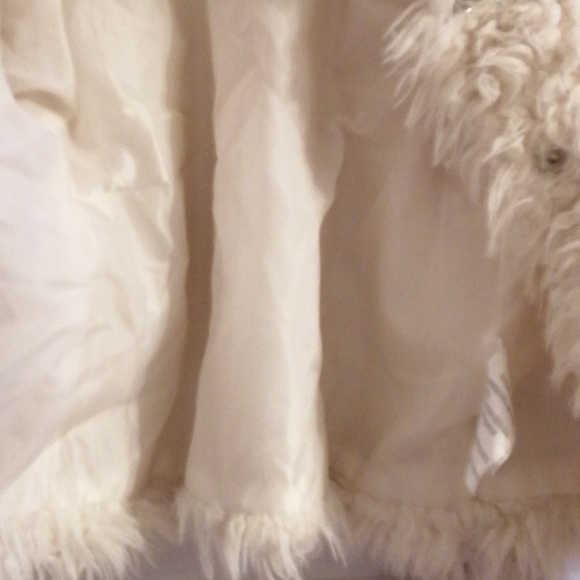 Girls Hoodie Faux Fur Sweater size 6 - Picture 4 of 6